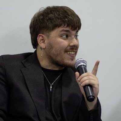ValentinCroci's profile picture. Locutor, Voice Actor y Entusiasta del videojuego