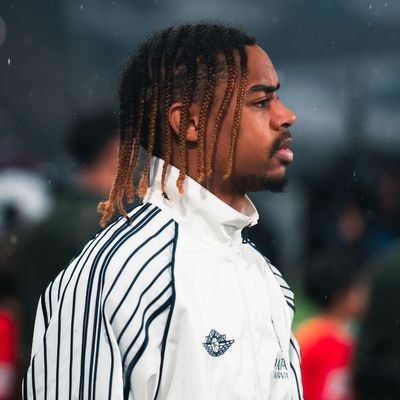 JouhaudKenzo's profile picture. ici c'est paris ❤️💙
RAP US 👑💫