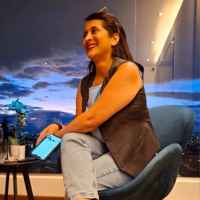 Viviendo y disfrutando. Mama orgullosa 🥰#Transformando, amiga de la lealtad, justicia y honestidad. 👆🏻🤣 al pan pan y al vino vino.