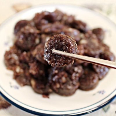 uzzultvnabow's profile picture. 너무 중성적이어서 남자랑 여자가 낳은 아이같다