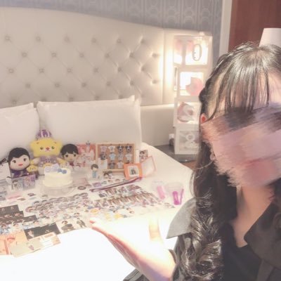 成人済み、Cさん寄りのDG、メスガソリンの金蔓、ニコニコ・アニメロ会員です! KSC会員 キラ淑女 紫さん💜推し。宜しくお願いします。 朗読が好きな方、小説が好きな方、繋がりませんか? イベント参加記録→https://t.co/5lfYMD2zZs