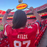 Kara (@funshinebear76) 's Twitter Profile Photo