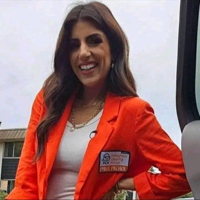 daniellelam390's profile picture. To get your winnings deliver is my main priority (PCH)