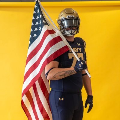 @Navyfb commit⚓️ (Colorado) MVHS varsity football, 17, Class of 2025, OL,DT. 6’6 300