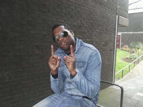 Unsigned Recording Artist... For Booking, Jingles etc contact PythonTheBoss@ymail.com Follow @Likke_Ras #MuzikkZone