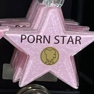 456_12377330's profile picture. 本音➴♡
バイ・セクシャル♀︎
独り言