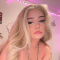 Tam🧟♀️ (@htttpxxx) 's Twitter Profile