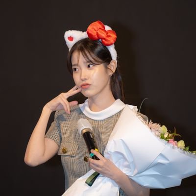 사진찍는 유애나 📷/ IU Photographer /
크롭&굿즈 2차 가공 DM문의 / Insta - @auaena__