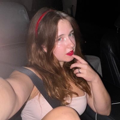18+ P 20 year old big booty portuguese brunette
• mommy to 3 dogs, fish, and exotic plants love anime also love pleasing randos on the internet https://t.co/cyEKUwIiCR