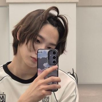HOISKITTY's profile picture. 