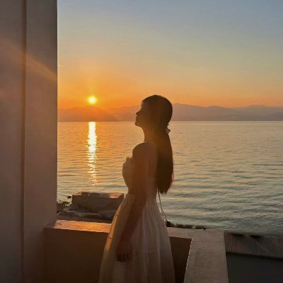 🌸 A girl who loves life | Likes to share her mood and beauty✨