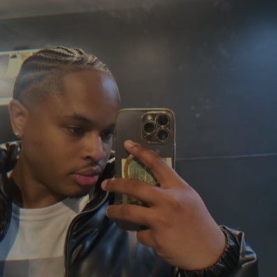 3x Cancer Survivor IG: Cedricusgriffin TikTok: CeddyGriffin HTX Promoter Hookah Business Owner (I do Private events as well) A L U M N I 🐅 pansexual