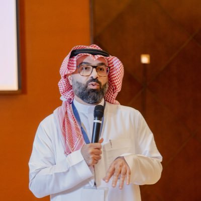 مدير إدارة الابتكار في SVH .. مختص في تأهيل الاصابات الرياضية - أخصائي العلاج في المنتخبات السعودية .. مدرب في حقوق الأشخاص ذوي الإعاقة