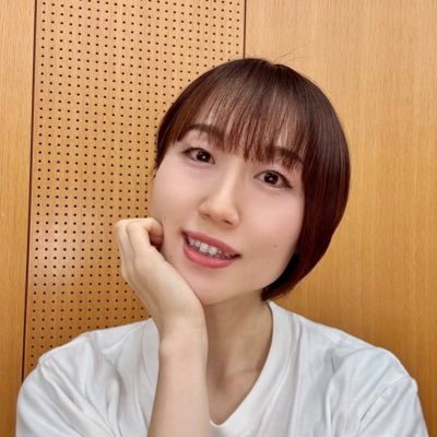 心に沁みる“昭和テイスト”の歌声届けます。応援ソング×オリジナル曲を中心に東京から発信中♪土曜22:30〜YouTube配信中!癒しと元気、あなたに。目標▶登録500人! 【オリジナル曲&歌ってみた】https://t.co/Rq19fNpT6a