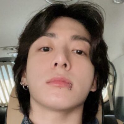 colon1230's profile picture. JK😘💕