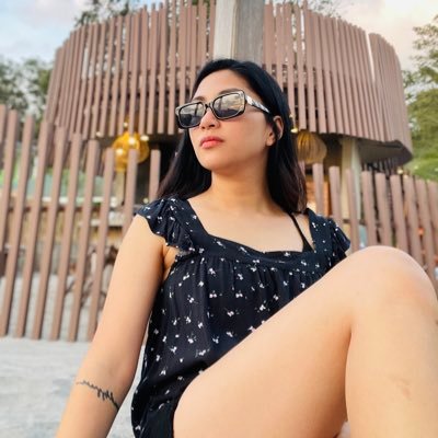 UPIS/UPD 2006-XXX44 | former ABS-CBN writer | currently working in tech | no-chill ♋️ momma