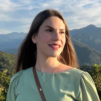 Imunidade forte e regressão dos sintomas com alimentação ancestral, medicina natural e hábitos de desintoxicação. Por Carolina Pansera.