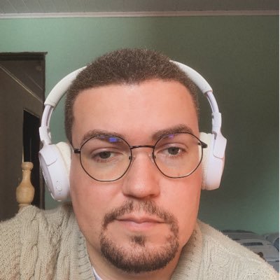 Criei e fali com o @bragantinohoje. Profissional de Comunicação/Marketing e torcedor do Red Bull Bragantino.