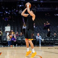 NOT @DevinBook. (@excelonthecourt) 's Twitter Profile