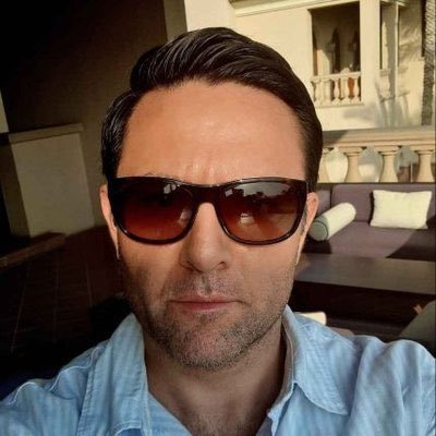 Married to Crypto with 0% Emotion || I Read Minds Not Charts || 2x 8 Figure Tech Firm Founder || Ex VC CEO || Pro Business & Crypto Winner || NFA & DYOR