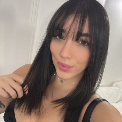 nikkiiiij's profile picture. 