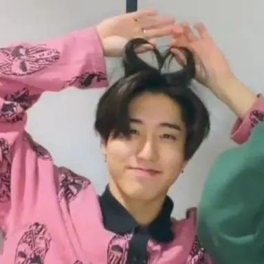 ItSnackbar's profile picture. multi stan 
carat 
atiny 
stay

Bi🌈
she/her
19+