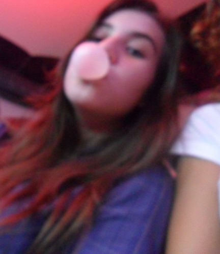 lorenza_neo's profile picture. Caminhar pra frente sem se preocupar com os tropeços,pois a vida e pra viver e sempre existe a chance de um recomeço.