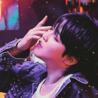 ⋆ ✧ bts fic recs ✧ ⋆ (@lemoningry) 's Twitter Profile Photo ⋆ ✧ bts fic recs ✧ ⋆ (@lemoningry) 's Twitter Profile Photo