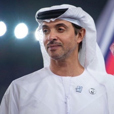 💜في حب الزعـيـم مشت وراه رجال*تعاهدت بالدم والـروح قلعتنا بنفديها💜.