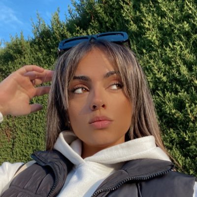 I'm new here ✌🏽 Ig: CristiGueerrero