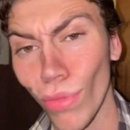 Playstechu's profile picture. 