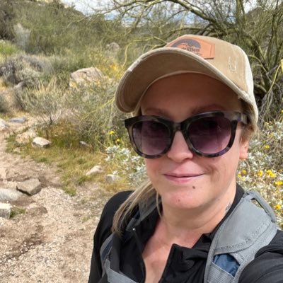 kikiwinks's profile picture. I’m a Phoenix native and love exploring the outdoors.  I’m a sports fan &  love me some Phoenix Suns & Arizona Cardinals.