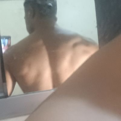 AnasAna72475273's profile picture. شخص عربي بسيط مثل بساطة عمل دماغك
