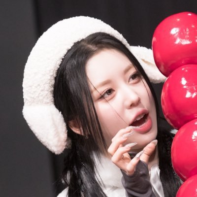 2x12_24's profile picture. 