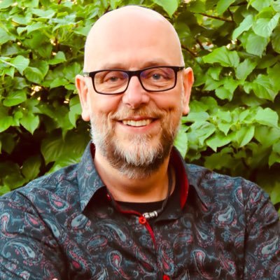 | NLP-Master | Erkend Coach | Systemisch Coach | Media Coach | AI Specialist Onderwijs | Trainer | Radiohost Omroep Almere | ASG | PrO Almere | U2 | Ajax