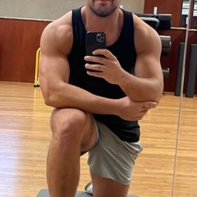 techsalesstrat's profile picture. 