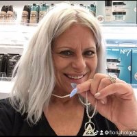 Flora (@flora8169870572) 's Twitter Profile