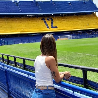 Resistir y Luchar
✌🏽🇦🇷
#Lealtad, con eso te paras en donde sea.
🇳🇬 ⚔🇸🇪 ⚽️
