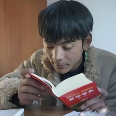 LeeShengan's profile picture. Come here without doing bad things just to learn.
The most important thing is that I love my country