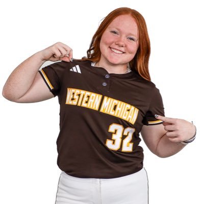 ananiles32's profile picture. Western Michigan softball #32