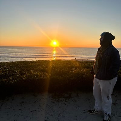 julesthechub's profile picture. my page is NSFW. 18 + only.