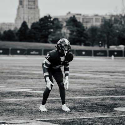 28’ DB| @WSUwarriorFB🔰|U of D Jesuit 24’| Email: phcato17@gmail.com| phone number: 3139770185