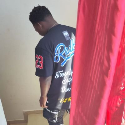 Bear Dondala|
BCom in Accounting Graduate🎓|
Pursuing PGDA|
Talented Gambler💚|
Limpopo is the best✌️|