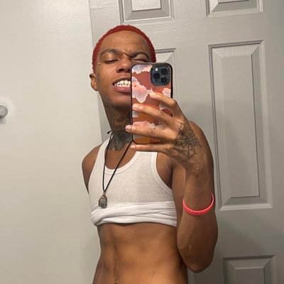 DamnKa3ll's profile picture. just out hea livin🥱