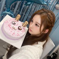 ๋ด์ด (@0s1y26) 's Twitter Profile