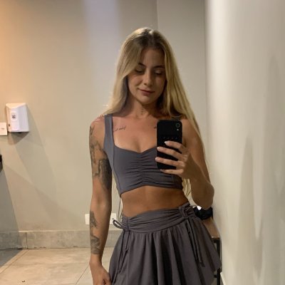 🐾 Blonde Leo nursing student, cats, not charts matter.
📍Gym brat in Sioux Falls, solo‑child & rising.
Tap link now. Free entry, steamy nurse views await. 🔥