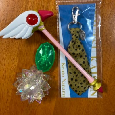 30↑成人済貴腐人&夢女なヲタク。推しは七海建人,乾貞治,大包平,トレイ·クローバー,杉元佐一etc。審神者です❣️最近可愛いコスメが気になる💄雑多垢です❣️よろしくお願いします❣️