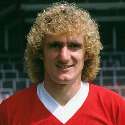 footballloverL's profile picture. My ambition in life is to write at least one idea you find insightful. Damn the rest.  Read more