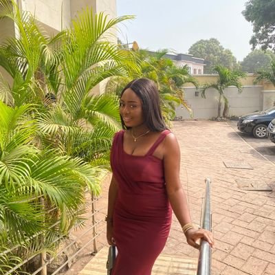 I am oluchi,schools at University of Nigeria,nsukka,lives at enugu