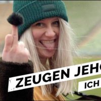Hühnermama (@raptorenmama) 's Twitter Profile Photo Hühnermama (@raptorenmama) 's Twitter Profile Photo